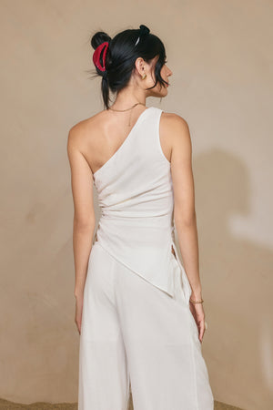 Veda White Top