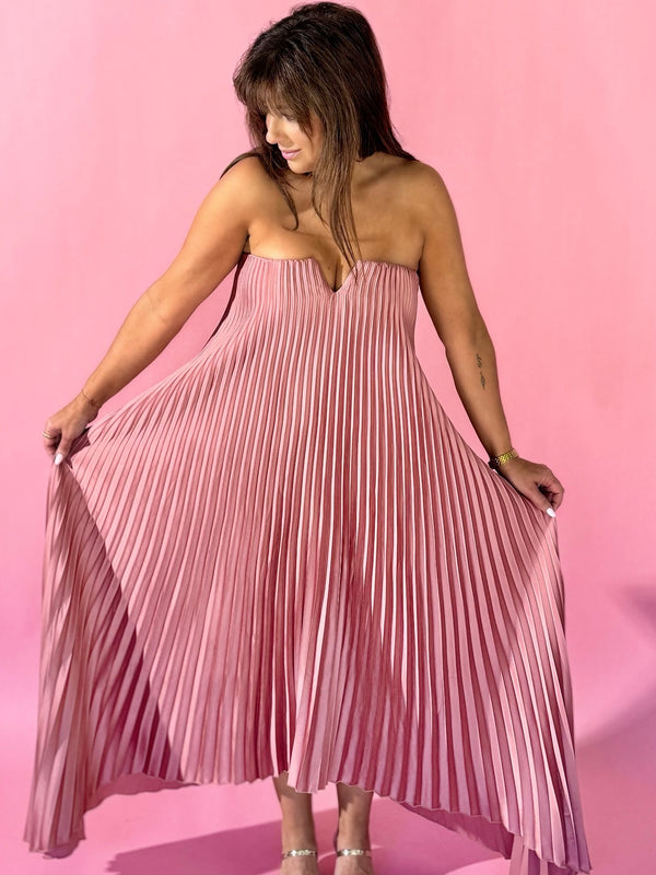 Exceptionally Elegant Pleated Maxi Dress