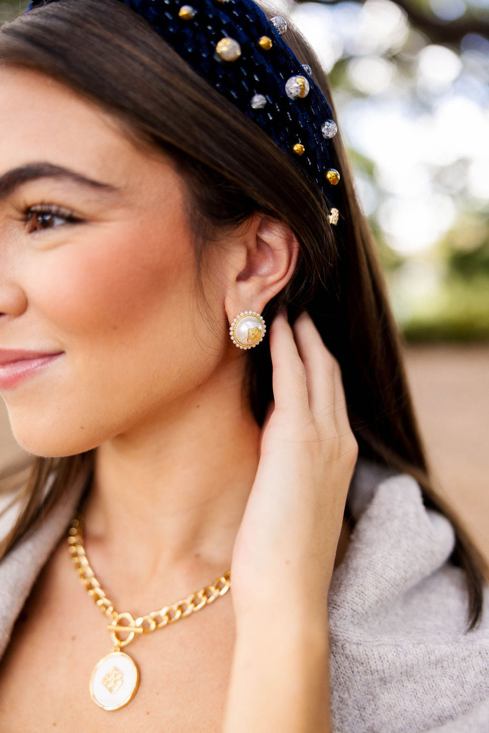 BC Pearl Button Studs