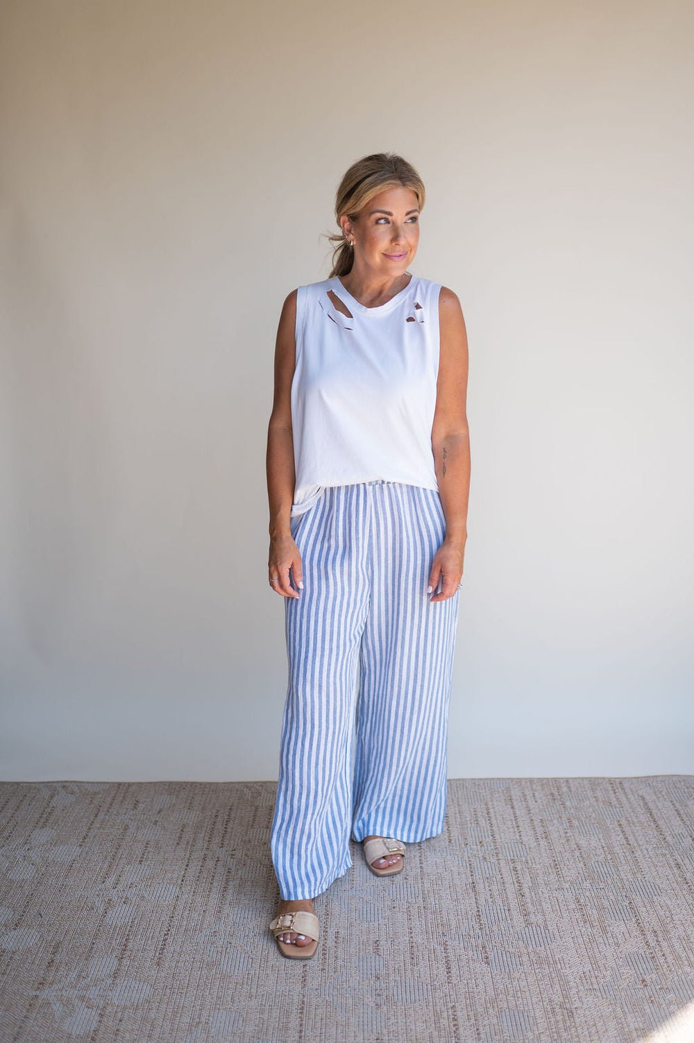 Distressed Tank Top - White - Southern Fuss