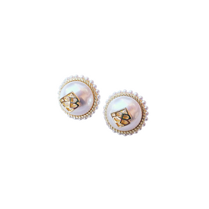 BC Pearl Button Studs
