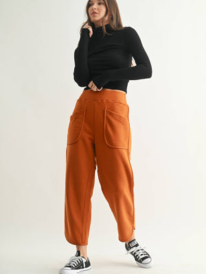 Essential Turtleneck - Black